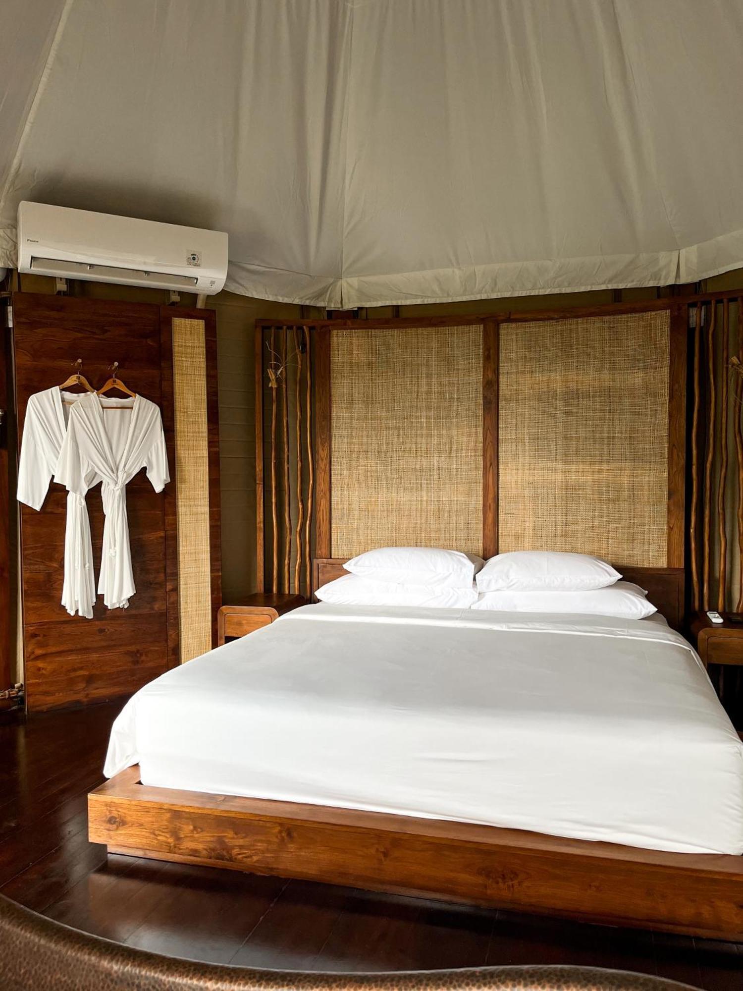 Wapa Di Ume Sidemen Hotel Sidemen  Exterior photo A guest room at the resort